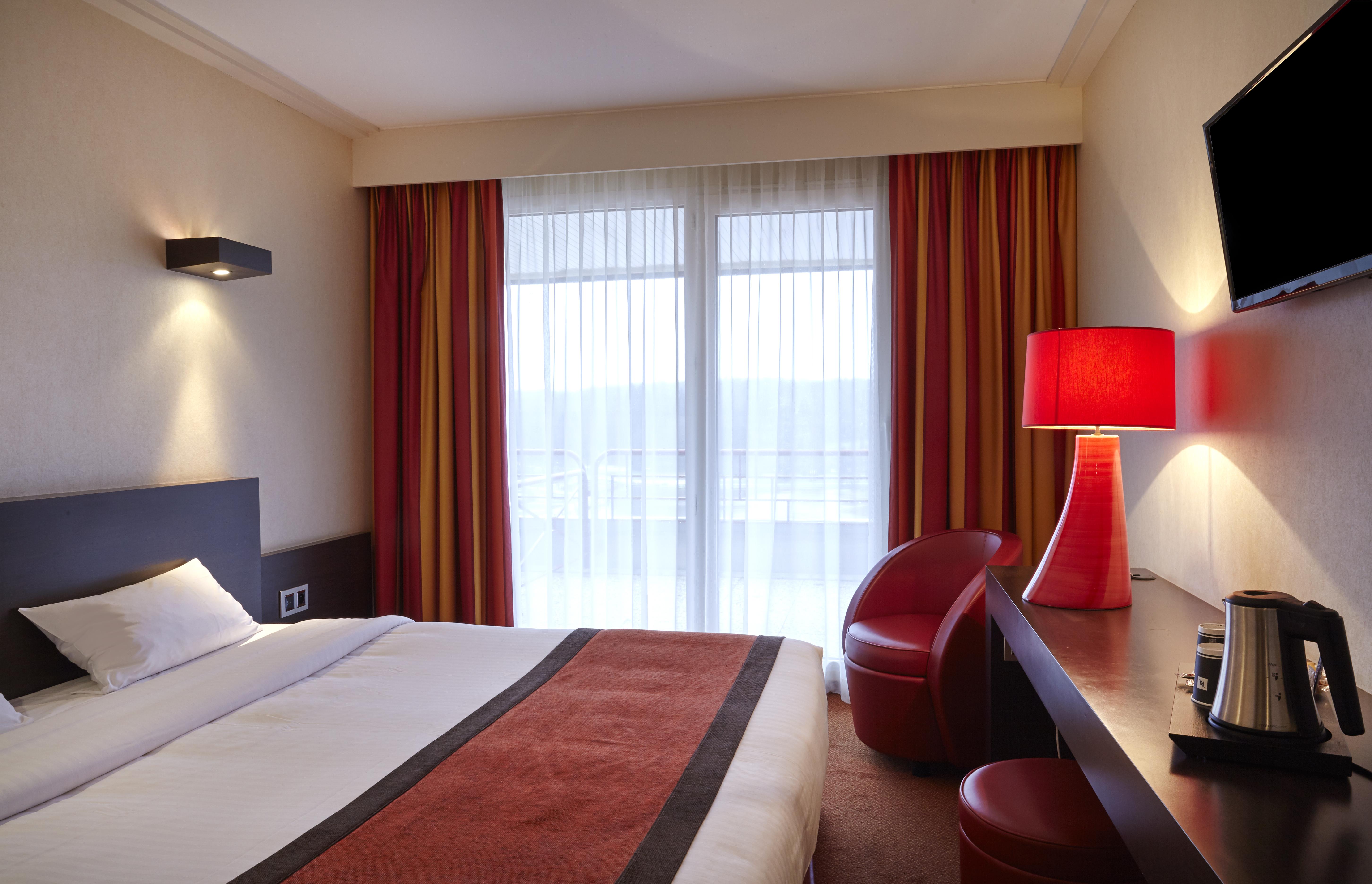 โฮเต็ล สปา ดู เบอรีล Hotel Bagnoles de l'Orne Normandie ภายนอก รูปภาพ