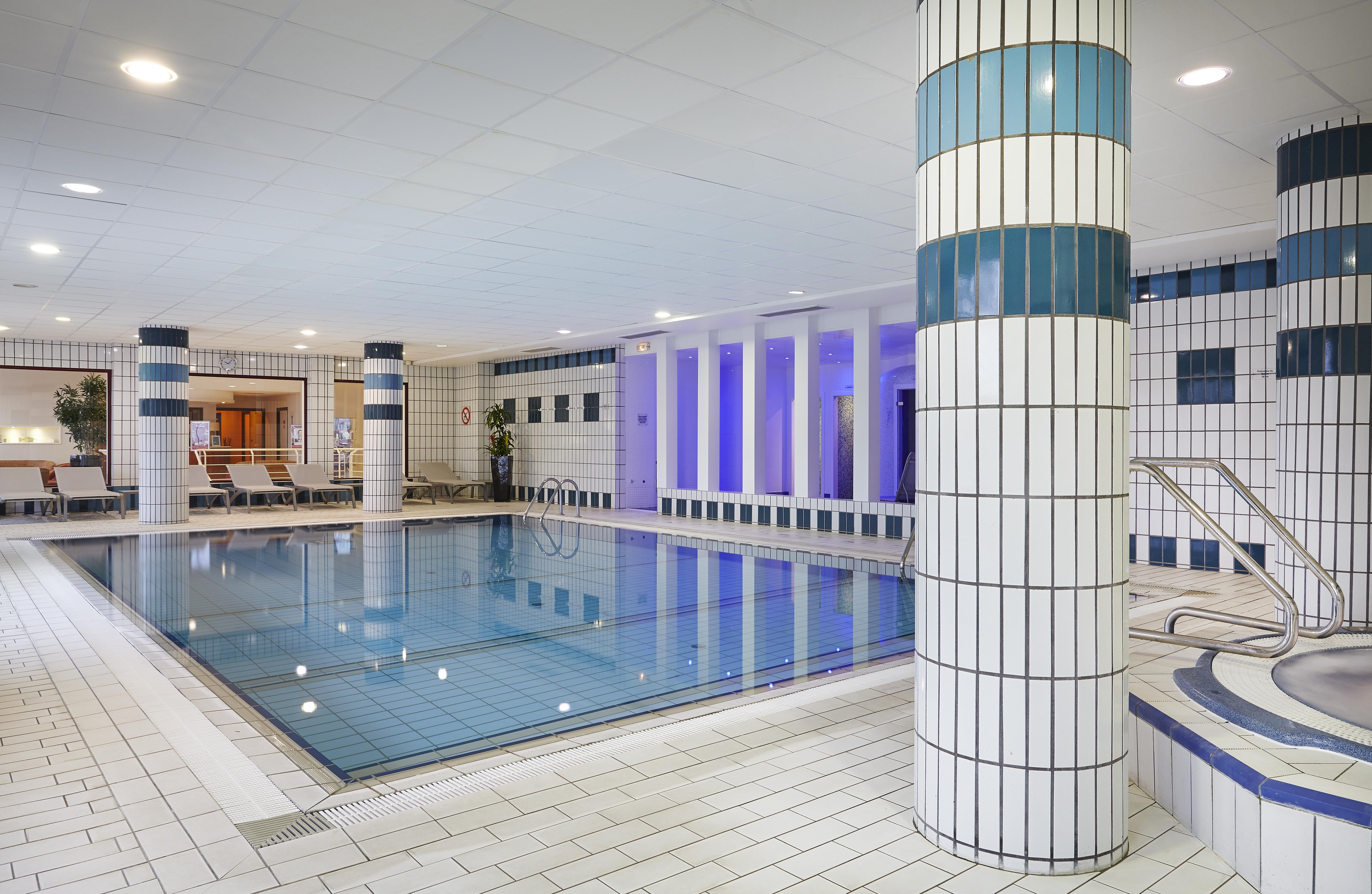 โฮเต็ล สปา ดู เบอรีล Hotel Bagnoles de l'Orne Normandie ภายนอก รูปภาพ