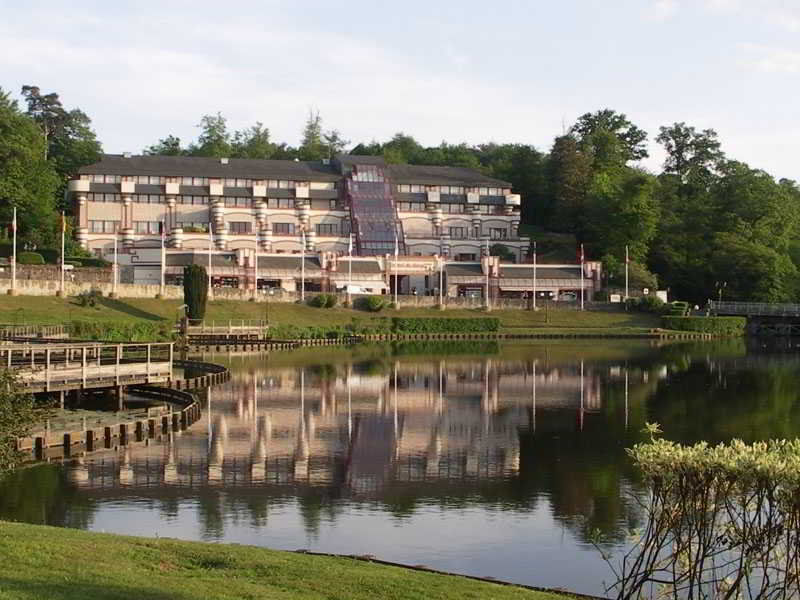โฮเต็ล สปา ดู เบอรีล Hotel Bagnoles de l'Orne Normandie ภายนอก รูปภาพ