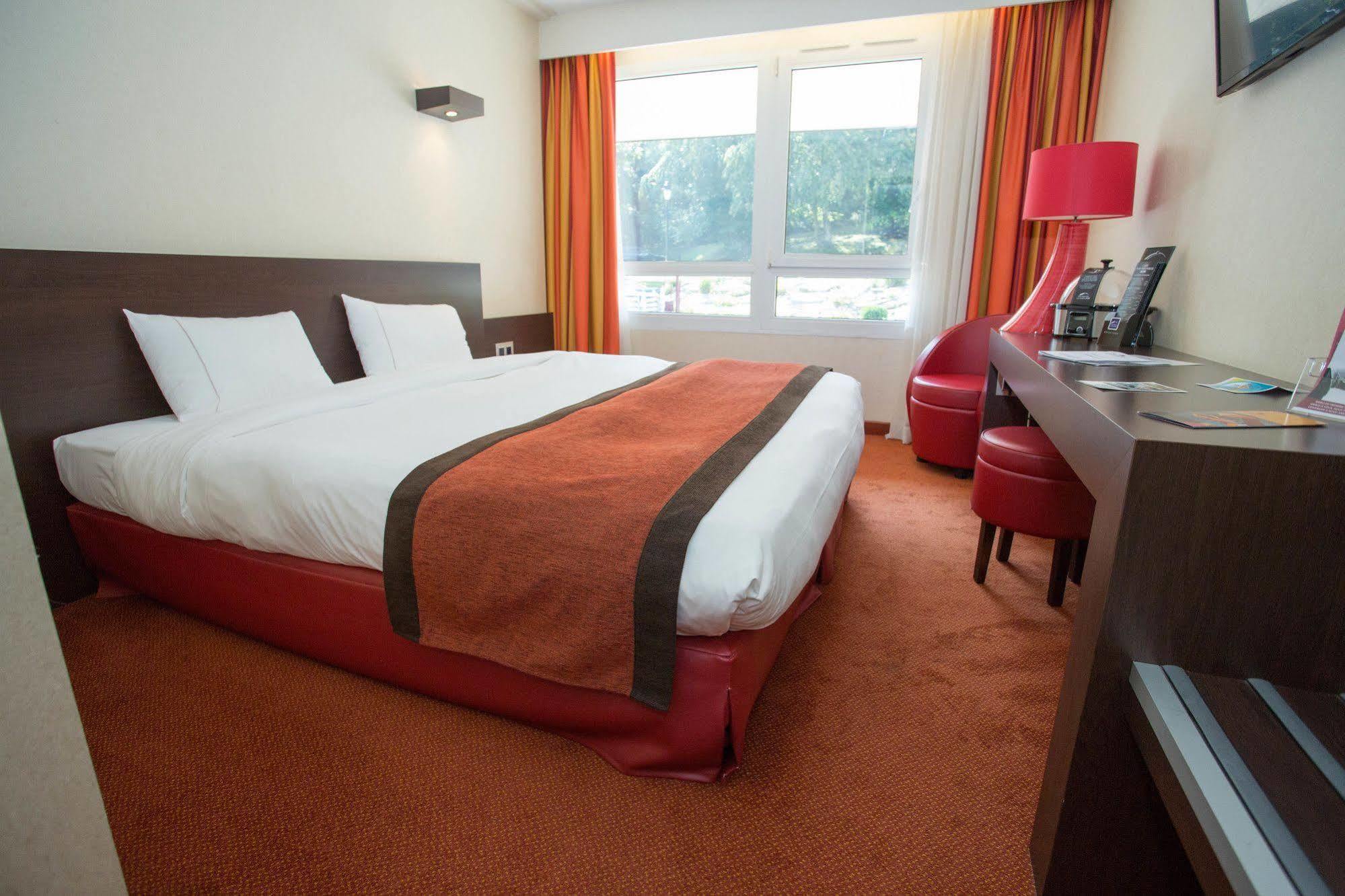 โฮเต็ล สปา ดู เบอรีล Hotel Bagnoles de l'Orne Normandie ภายนอก รูปภาพ